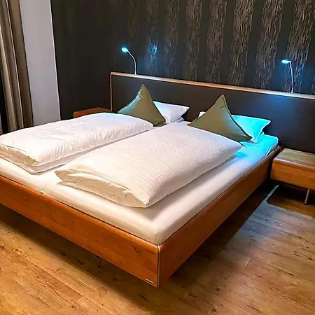 Hotel Feelfalt *