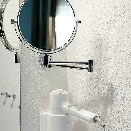 Feelfalt Hotel *